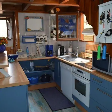 Three Bedroom Chalet, 50m² * Gujan-Mestras