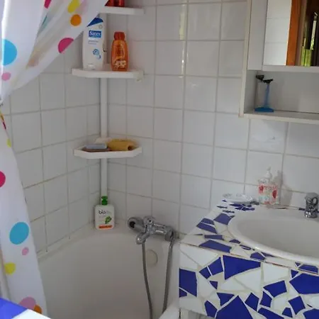 Three Bedroom Chalet, 50m² Gujan-Mestras