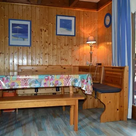 Three Bedroom Chalet, 50m² Gujan-Mestras